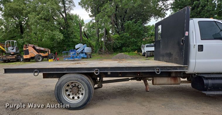 image for item DP6383 2005 Ford F750 Super Duty flatbed truck