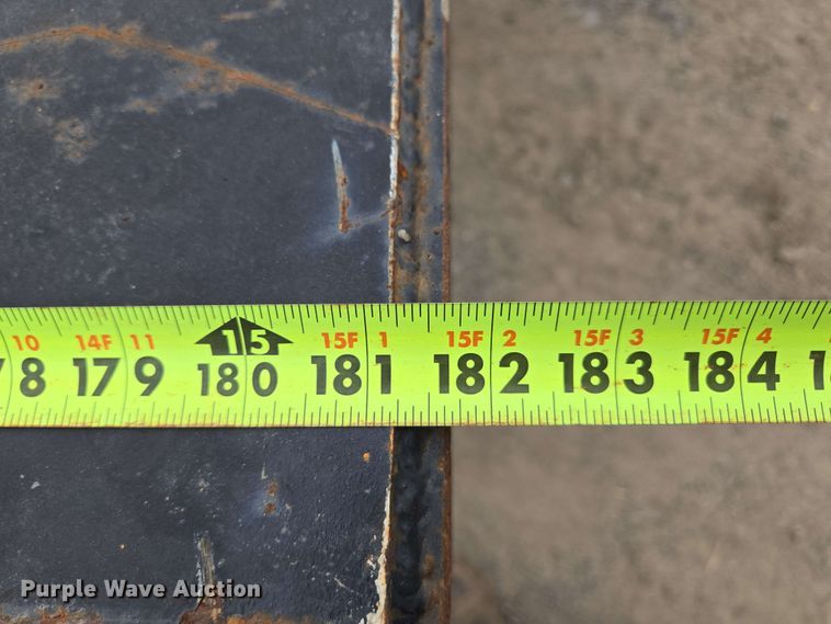 image for item DP6383 2005 Ford F750 Super Duty flatbed truck