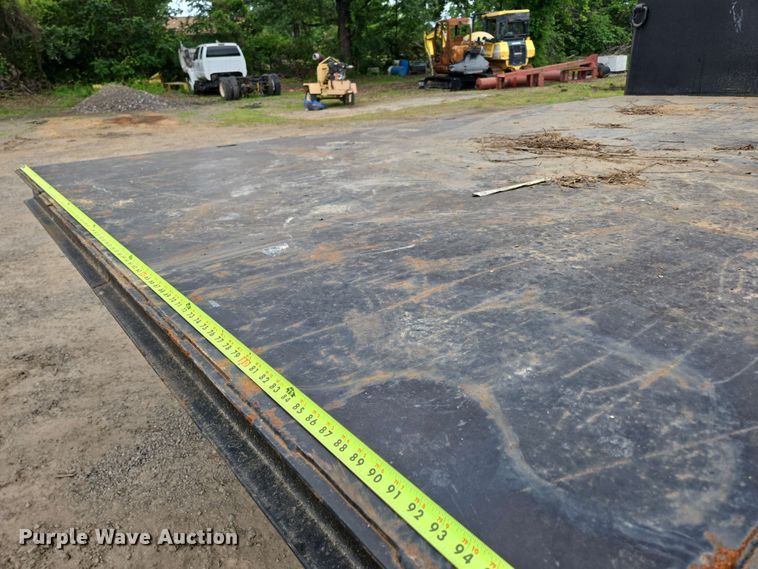 image for item DP6383 2005 Ford F750 Super Duty flatbed truck