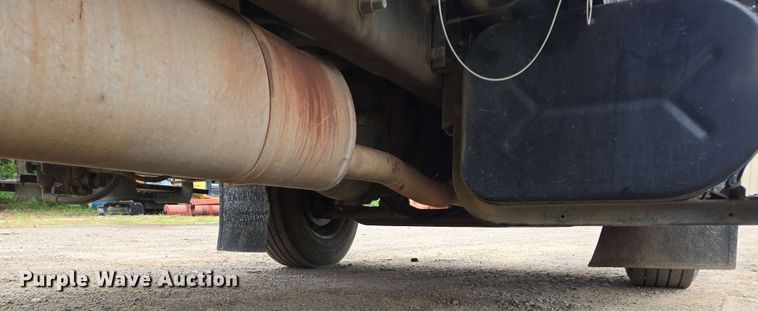 image for item DP6383 2005 Ford F750 Super Duty flatbed truck