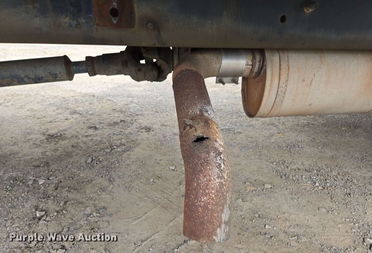 image for item DP6383 2005 Ford F750 Super Duty flatbed truck