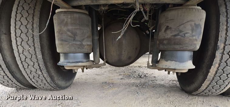 image for item DP6383 2005 Ford F750 Super Duty flatbed truck