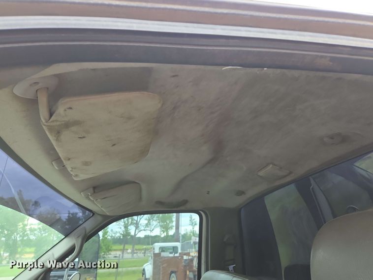 image for item DP6383 2005 Ford F750 Super Duty flatbed truck