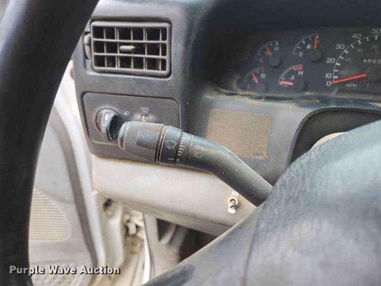 image for item DP6383 2005 Ford F750 Super Duty flatbed truck