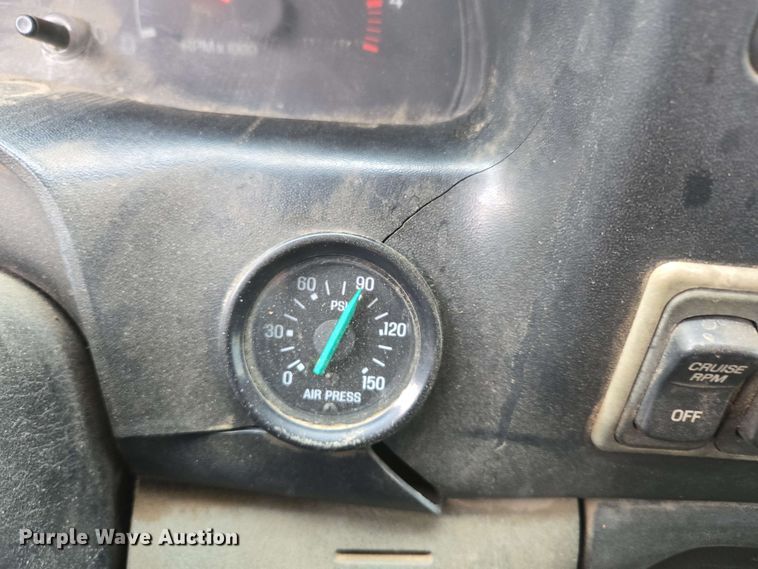 image for item DP6383 2005 Ford F750 Super Duty flatbed truck