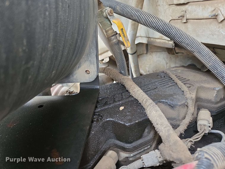 image for item DP6383 2005 Ford F750 Super Duty flatbed truck