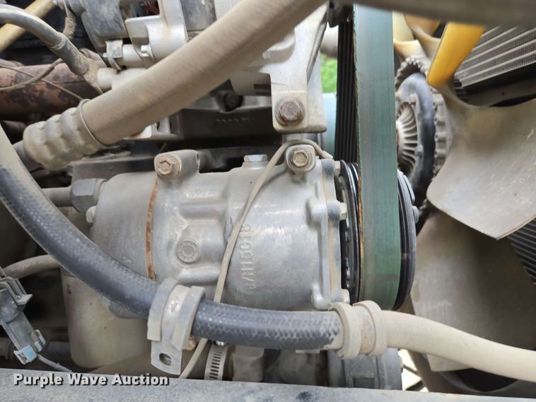 image for item DP6383 2005 Ford F750 Super Duty flatbed truck