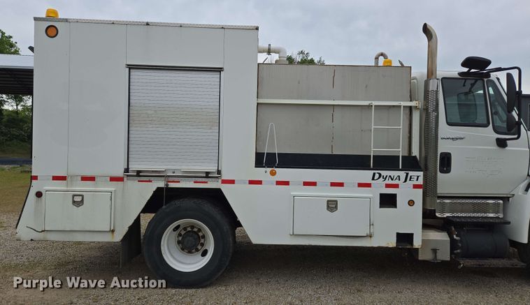image for item DP6399 2014 International 4400 sewer jetter truck