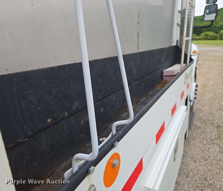 image for item DP6399 2014 International 4400 sewer jetter truck