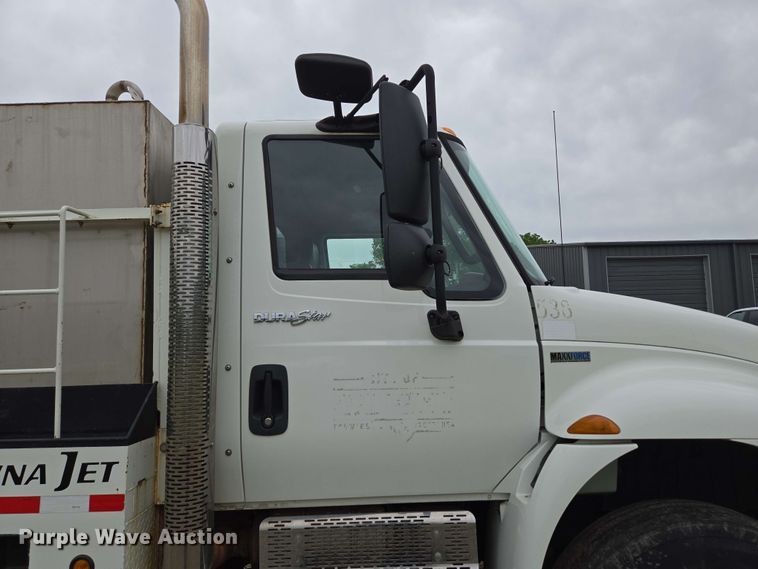 image for item DP6399 2014 International 4400 sewer jetter truck