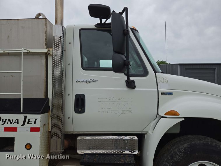 image for item DP6399 2014 International 4400 sewer jetter truck