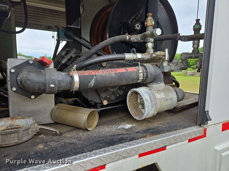 image for item DP6399 2014 International 4400 sewer jetter truck
