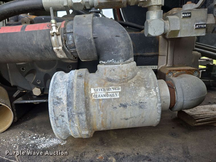 image for item DP6399 2014 International 4400 sewer jetter truck