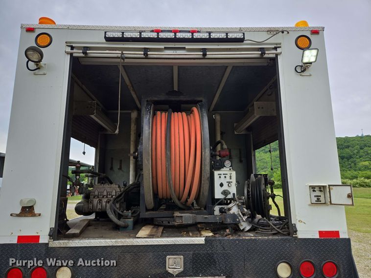 image for item DP6399 2014 International 4400 sewer jetter truck