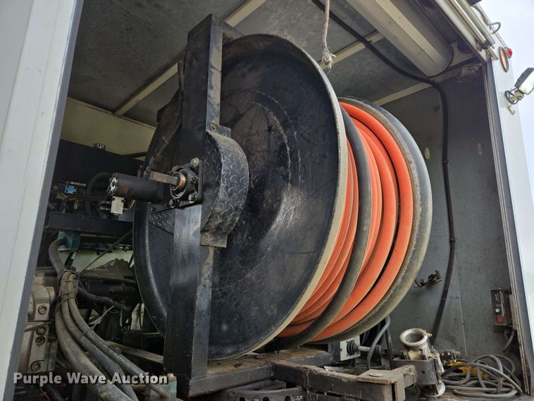 image for item DP6399 2014 International 4400 sewer jetter truck