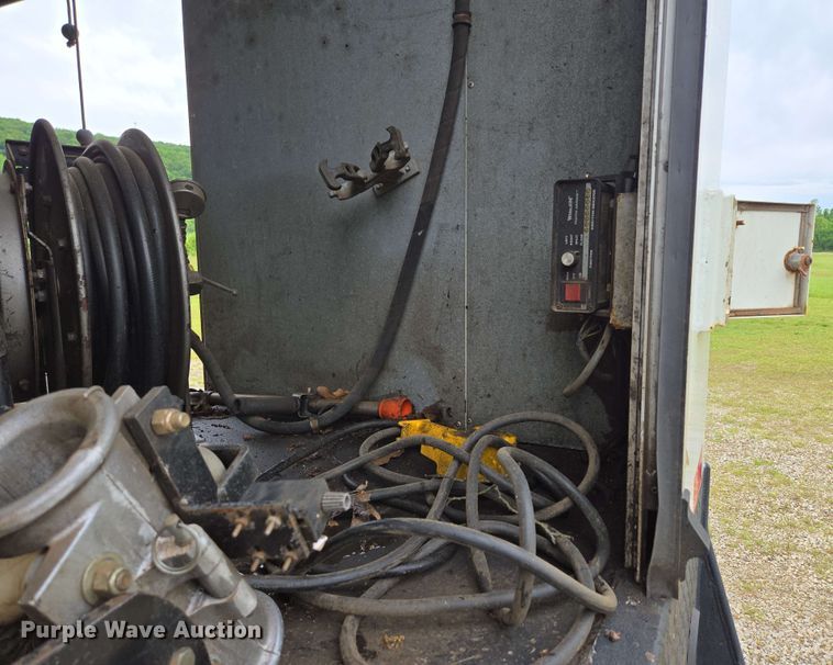 image for item DP6399 2014 International 4400 sewer jetter truck