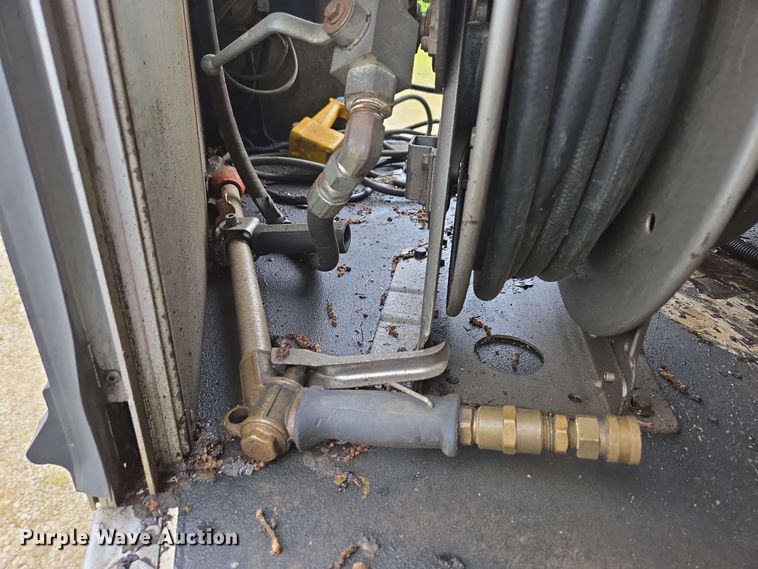image for item DP6399 2014 International 4400 sewer jetter truck