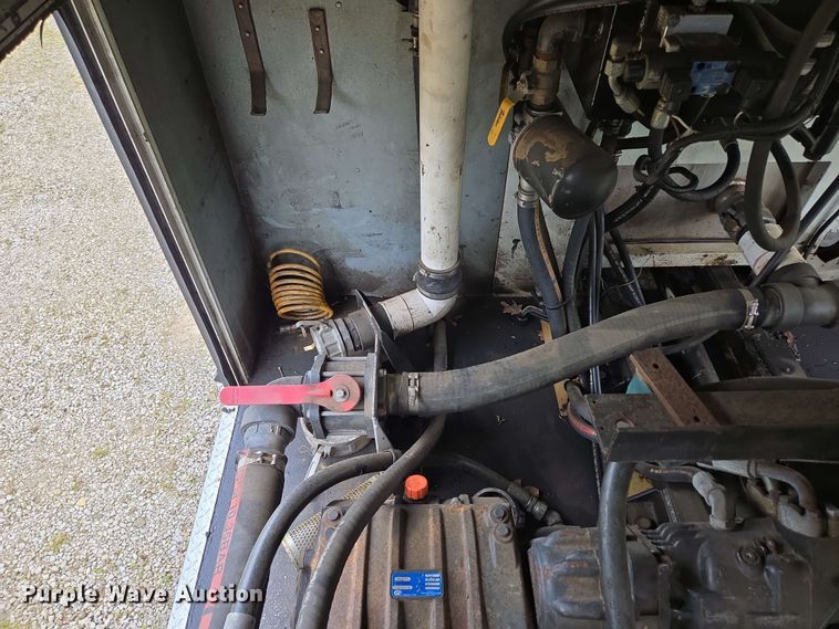 image for item DP6399 2014 International 4400 sewer jetter truck