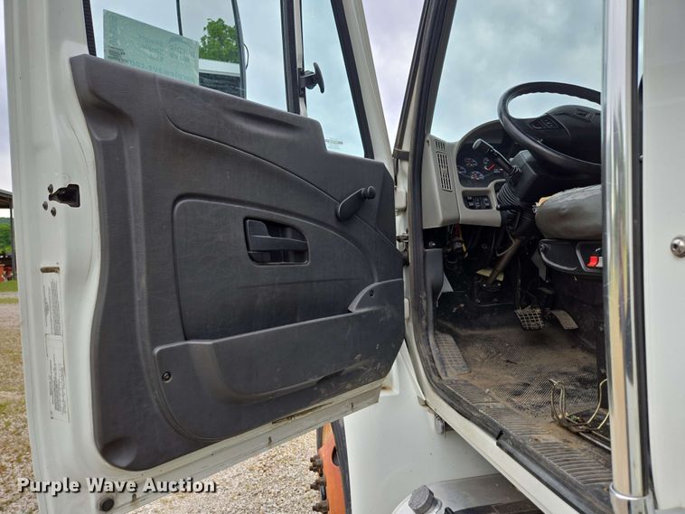 image for item DP6399 2014 International 4400 sewer jetter truck