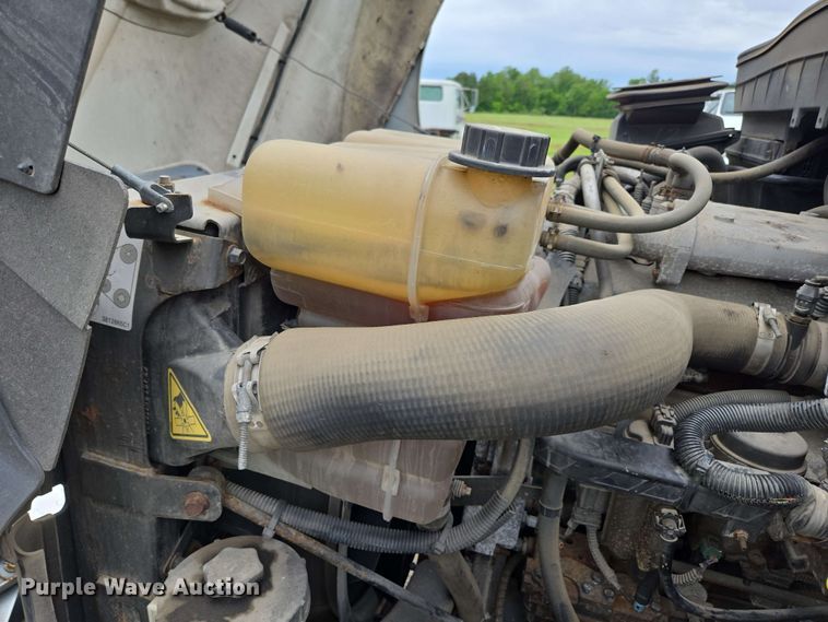 image for item DP6399 2014 International 4400 sewer jetter truck