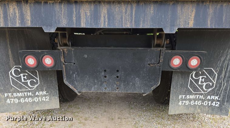 image for item DP6402 2011 Ford F750 Super Duty Ext. Cab dump flatbed truck