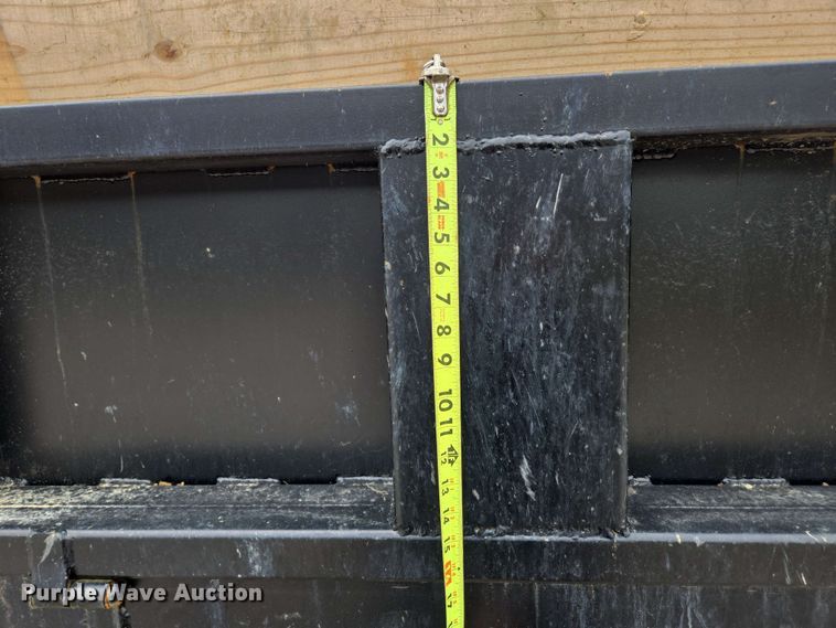 image for item DP6402 2011 Ford F750 Super Duty Ext. Cab dump flatbed truck