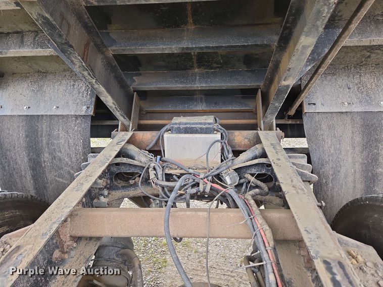 image for item DP6402 2011 Ford F750 Super Duty Ext. Cab dump flatbed truck