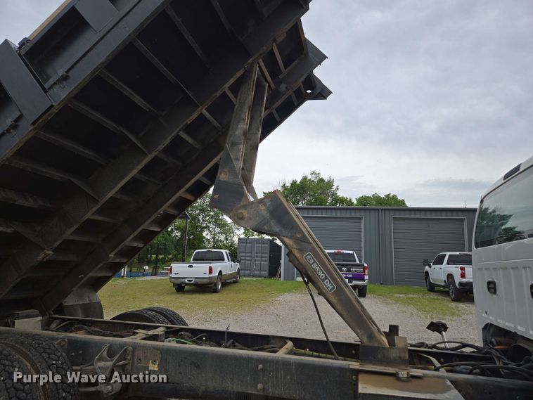 image for item DP6402 2011 Ford F750 Super Duty Ext. Cab dump flatbed truck