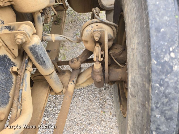 image for item DP6402 2011 Ford F750 Super Duty Ext. Cab dump flatbed truck