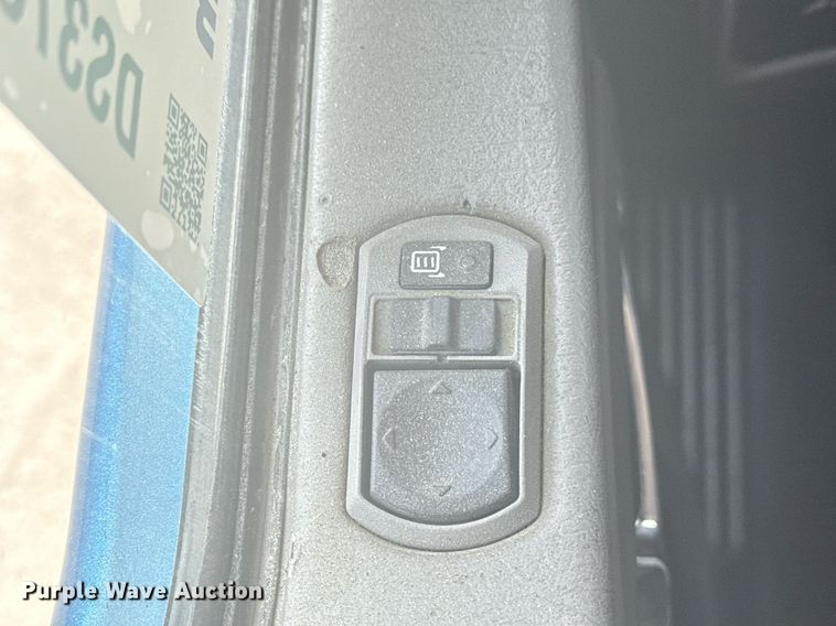 image for item DS3739 2009 Kenworth T660 semi truck