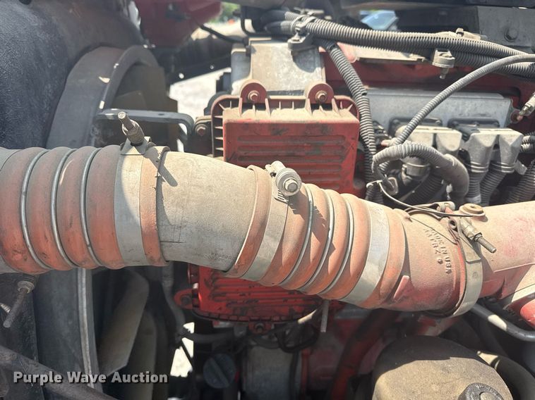 image for item DS3739 2009 Kenworth T660 semi truck