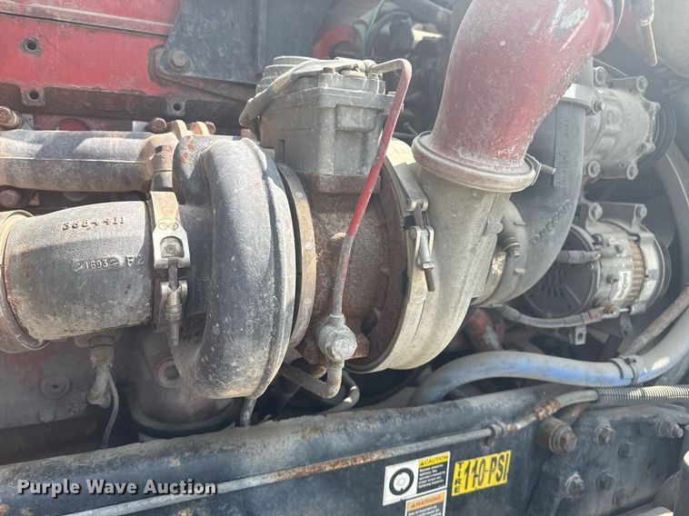 image for item DS3739 2009 Kenworth T660 semi truck