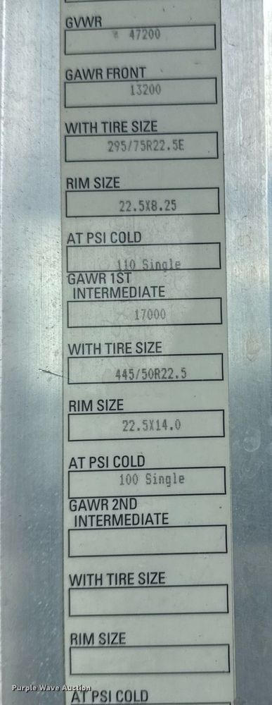 image for item DS3739 2009 Kenworth T660 semi truck