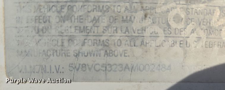 image for item DT4815 2010 Vanguard dry van trailer