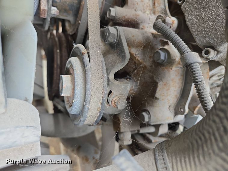 image for item DT4834 1999 Mitsubishi Fuso box truck