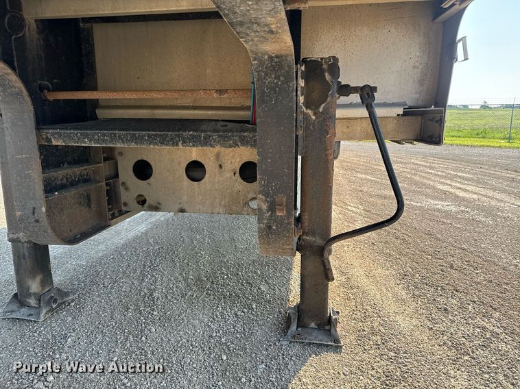 image for item DU7773 2012 Transcraft drop deck trailer