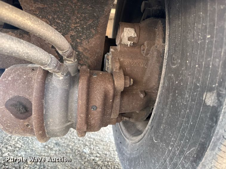 image for item DU7773 2012 Transcraft drop deck trailer