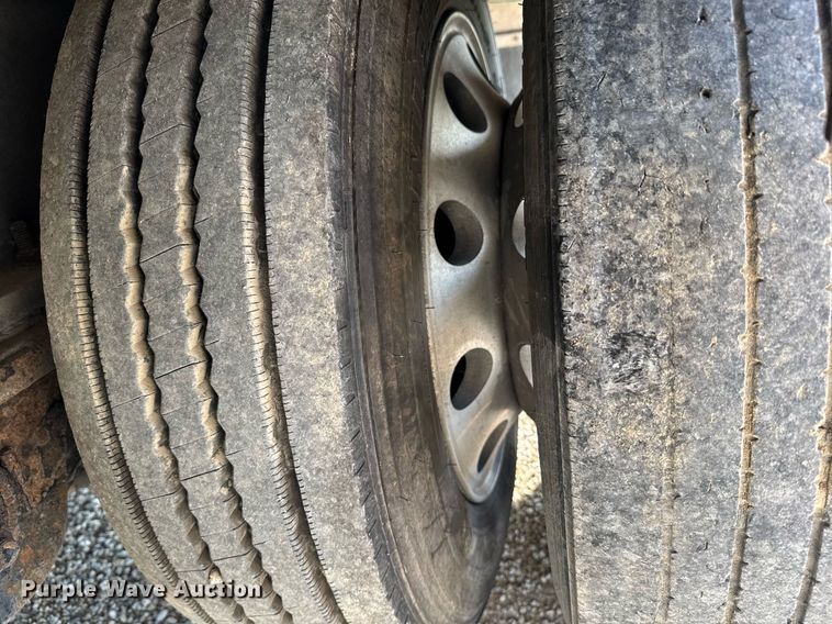 image for item DU7773 2012 Transcraft drop deck trailer