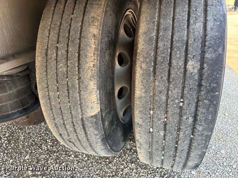 image for item DU7773 2012 Transcraft drop deck trailer