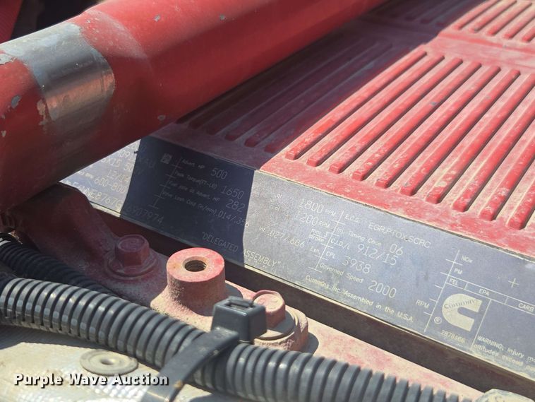 image for item DU7776 2016 Peterbilt 367 semi truck