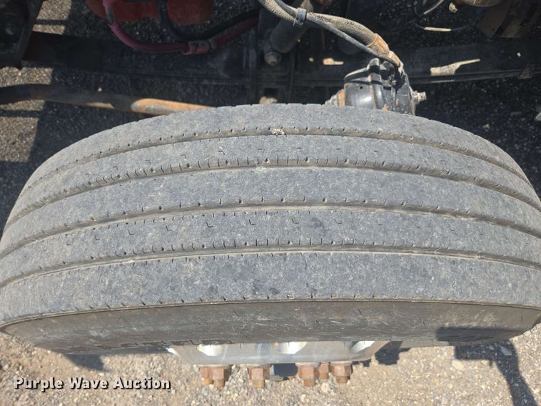 image for item DU7776 2016 Peterbilt 367 semi truck