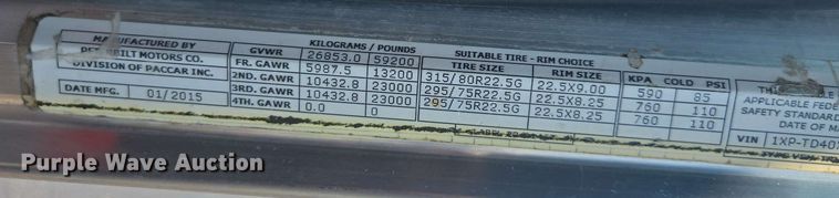 image for item DU7776 2016 Peterbilt 367 semi truck