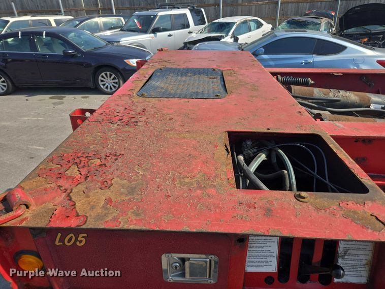 image for item DU7793 2008 Landoll lowboy equipment trailer