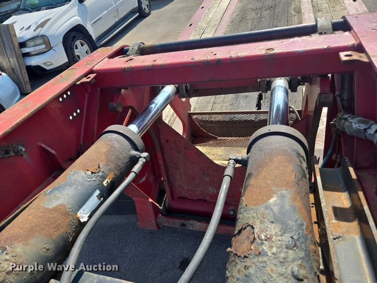 image for item DU7793 2008 Landoll lowboy equipment trailer