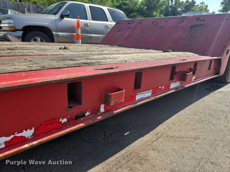 image for item DU7793 2008 Landoll lowboy equipment trailer