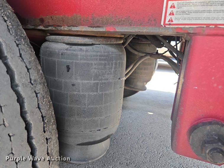 image for item DU7793 2008 Landoll lowboy equipment trailer