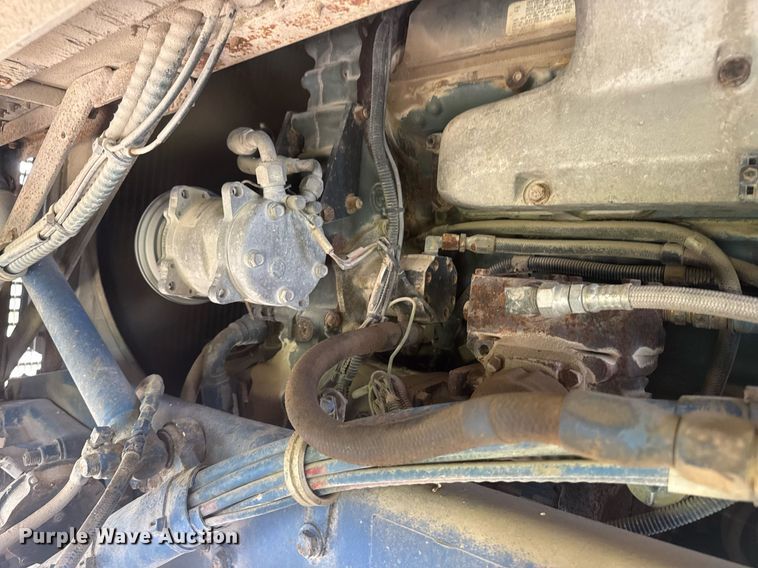 image for item DU7797 1989 Kenworth K100E semi truck