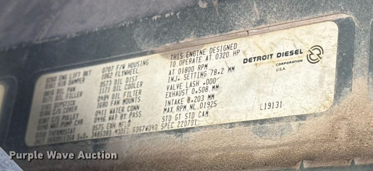 image for item DU7797 1989 Kenworth K100E semi truck