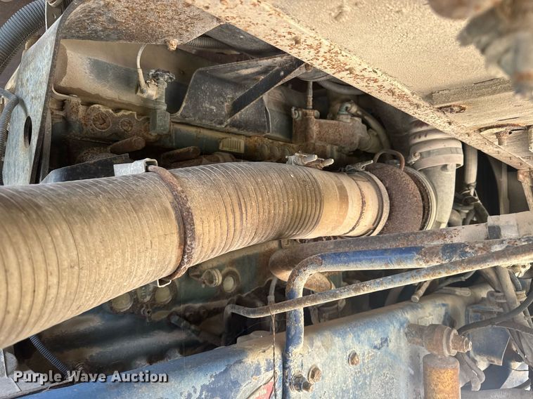 image for item DU7797 1989 Kenworth K100E semi truck