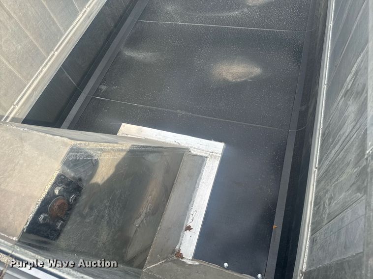 image for item DU7809 2021 Kruze end dump trailer